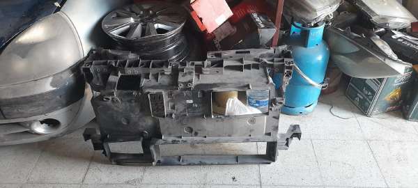 RENAULT GRAND SCENİC ÇIKMA YEDEK ÖN PANEL TEMİZ